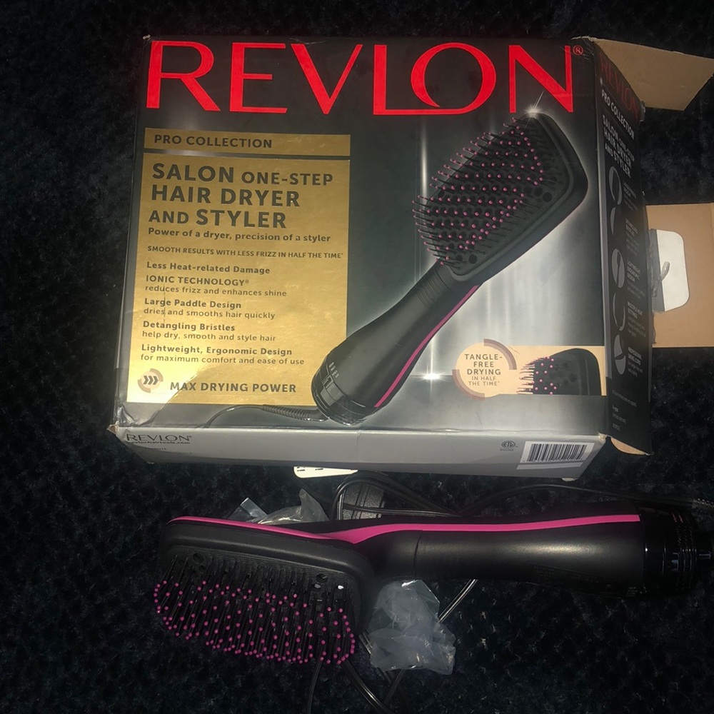 Salon one step hair dryer and styler